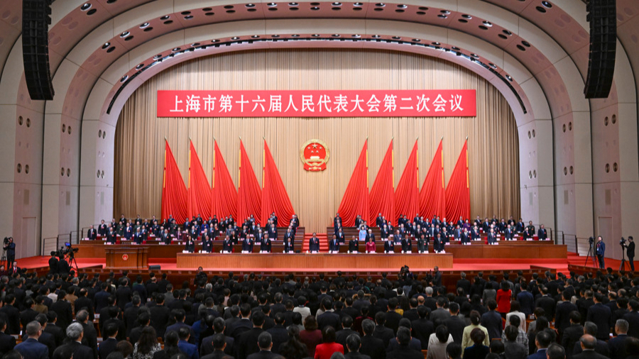 昨天，上海市十六屆人大二次會(huì)議在世博中心開(kāi)幕。.jpeg