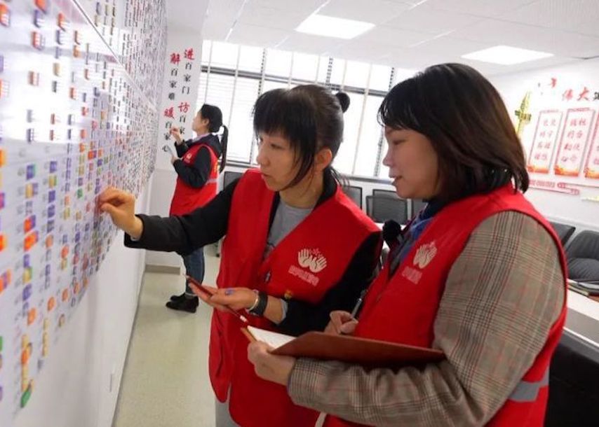 彭浦新村街道制作居民走訪圖 打標(biāo)簽形成精細(xì)化管理模式