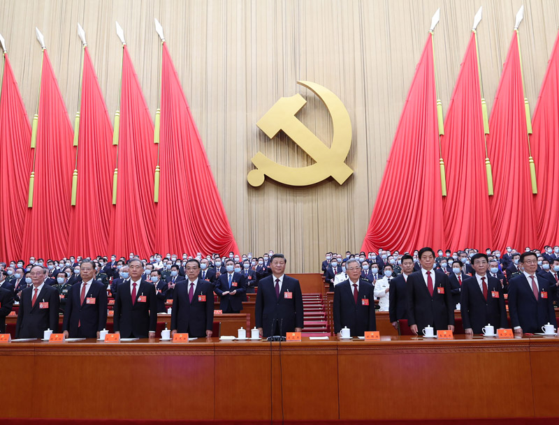 10月22日，中國共產(chǎn)黨第二十次全國代表大會在北京人民大會堂勝利閉幕。這是習近平、李克強、栗戰(zhàn)書、汪洋、王滬寧、趙樂際、韓正、王岐山、胡錦濤在主席臺上。.jpg