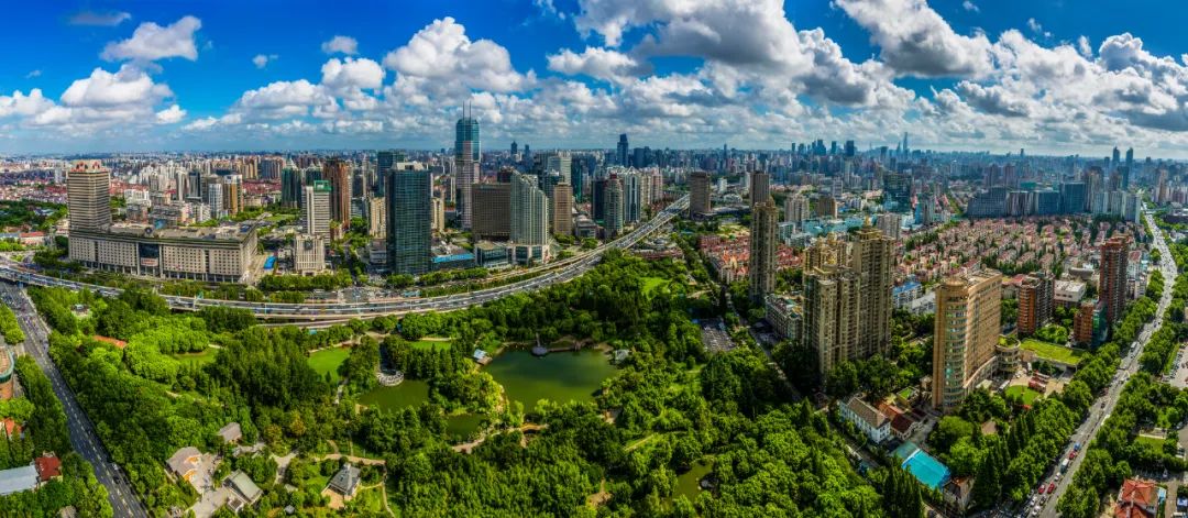 長寧奮力打造“四力四城”，加快建設具有世界影響力的國際精品城區(qū).jpeg