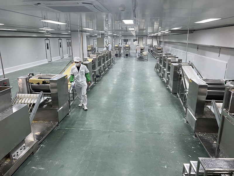 一家專注做面皮20年的食品加工廠